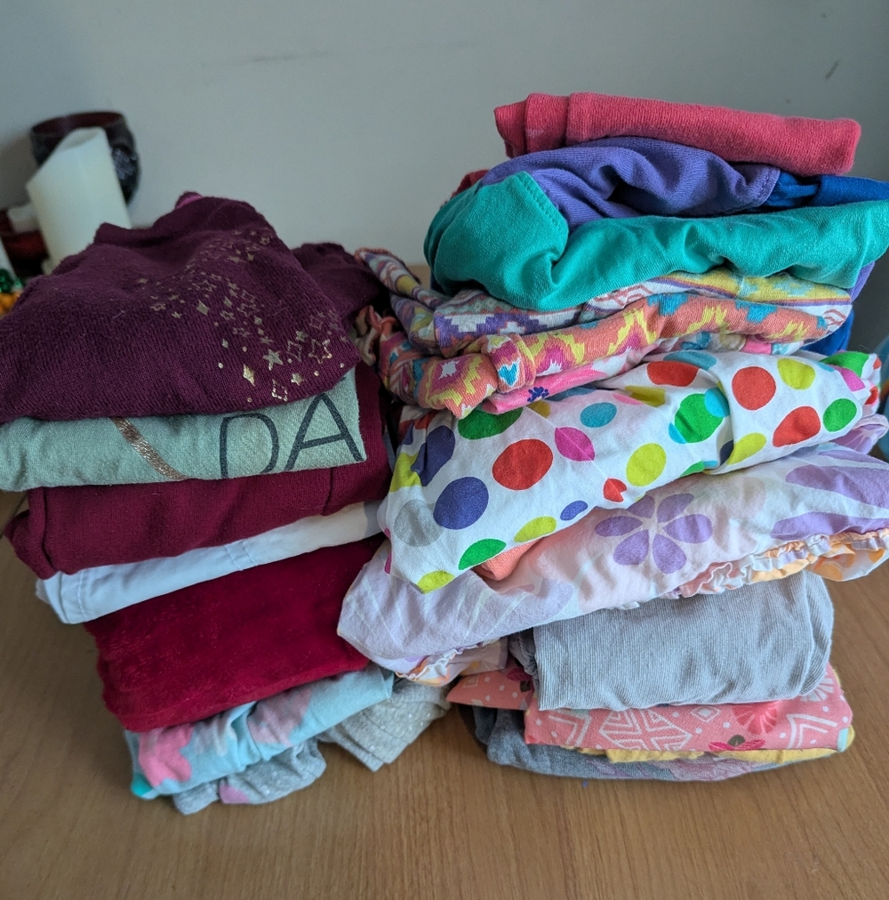 Girl Toddler 2T Bundle 19 Pieces